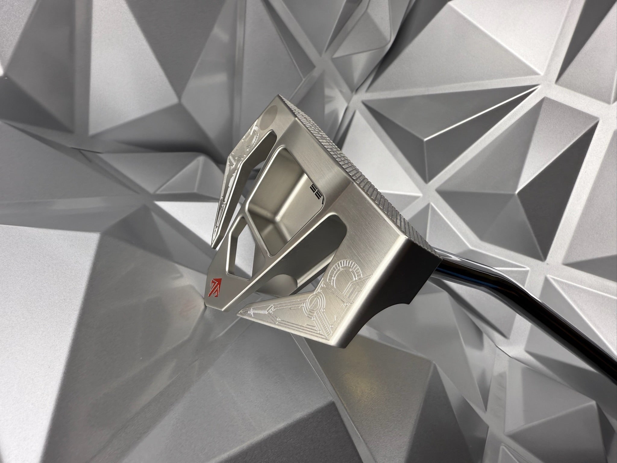 SEVEN Golf Putter NEO Edition