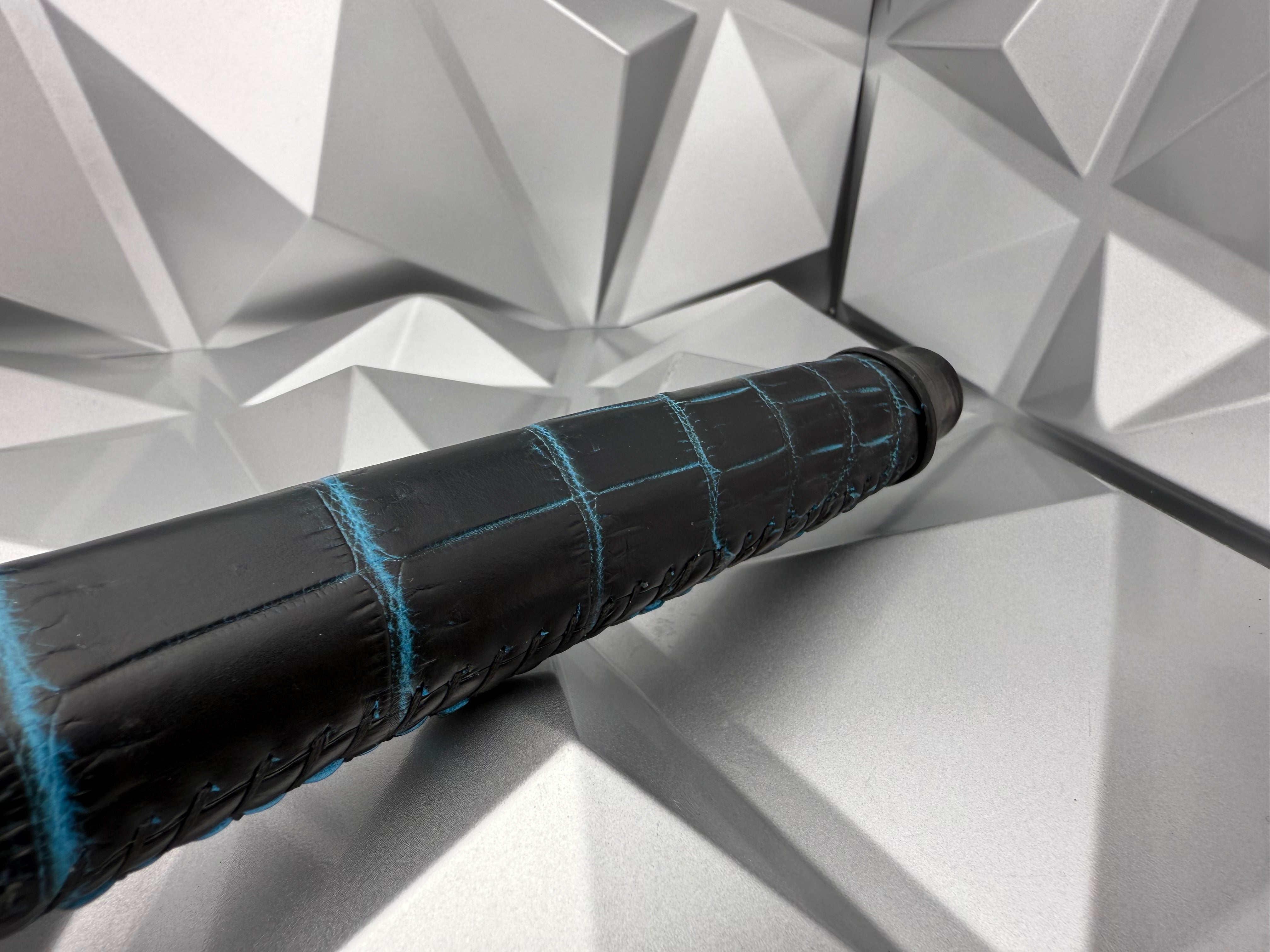 Fujimoto Crocodile Leather Turquoise Black Putter Grip