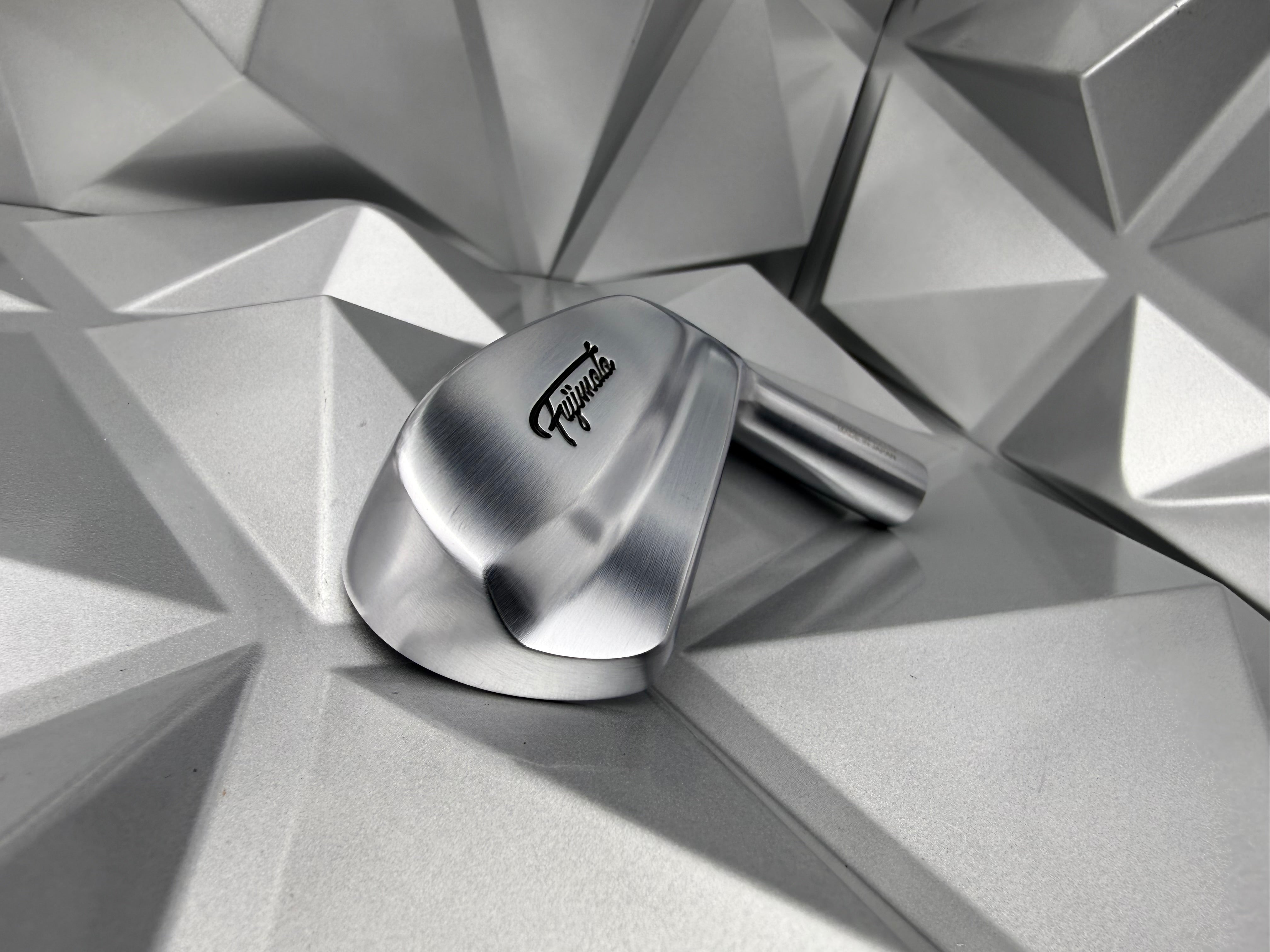 Fujimoto Golf Iron Mini Blade Iron with Grooves