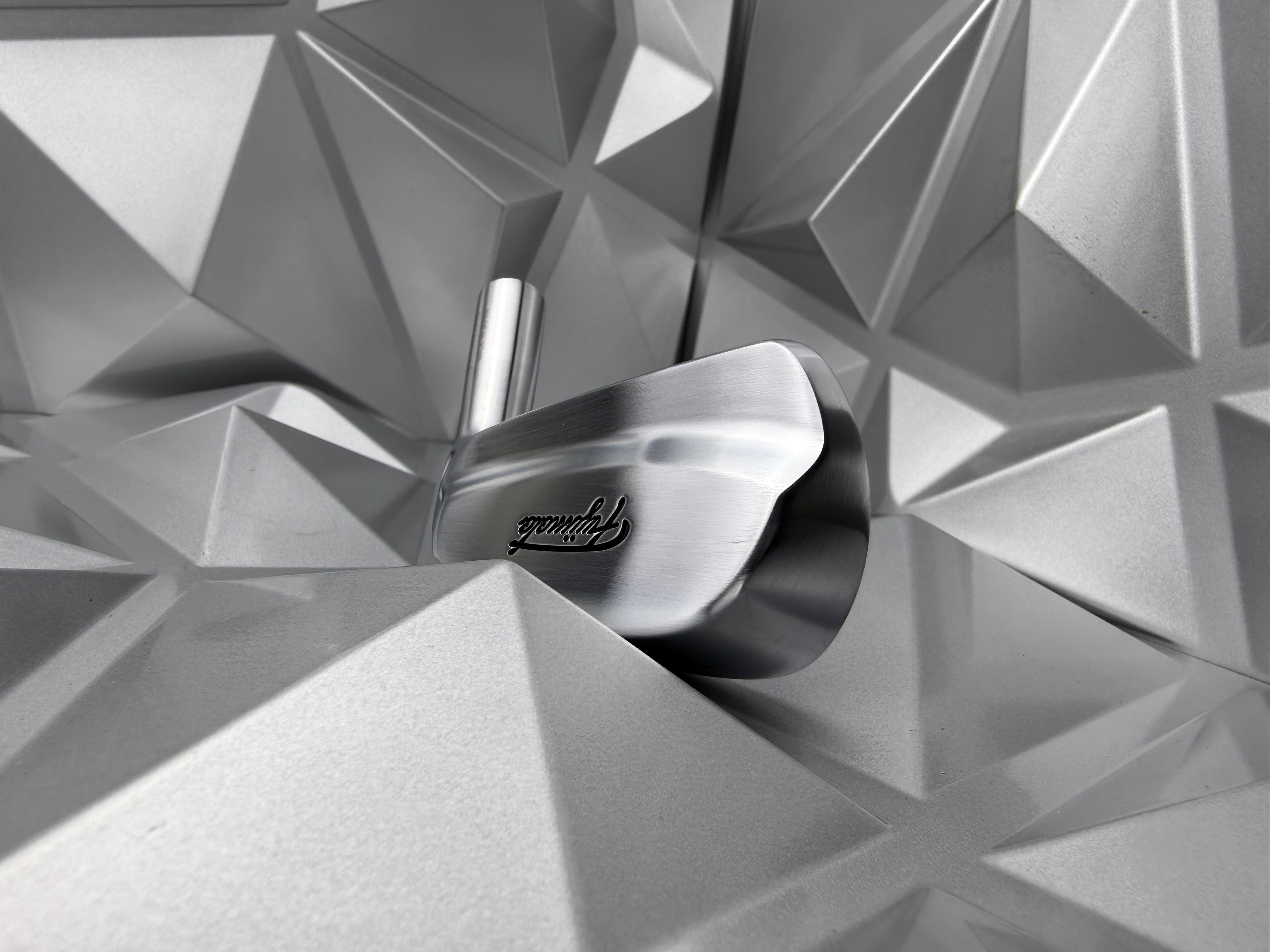 Fujimoto Golf Iron Mini Blade Iron with Grooves