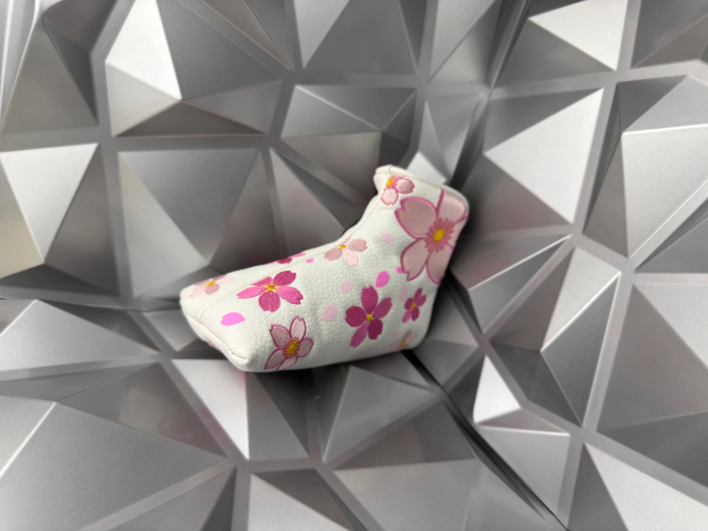Odyssey Callaway SAKURA Variety Blade Putter Cover Limited Edition