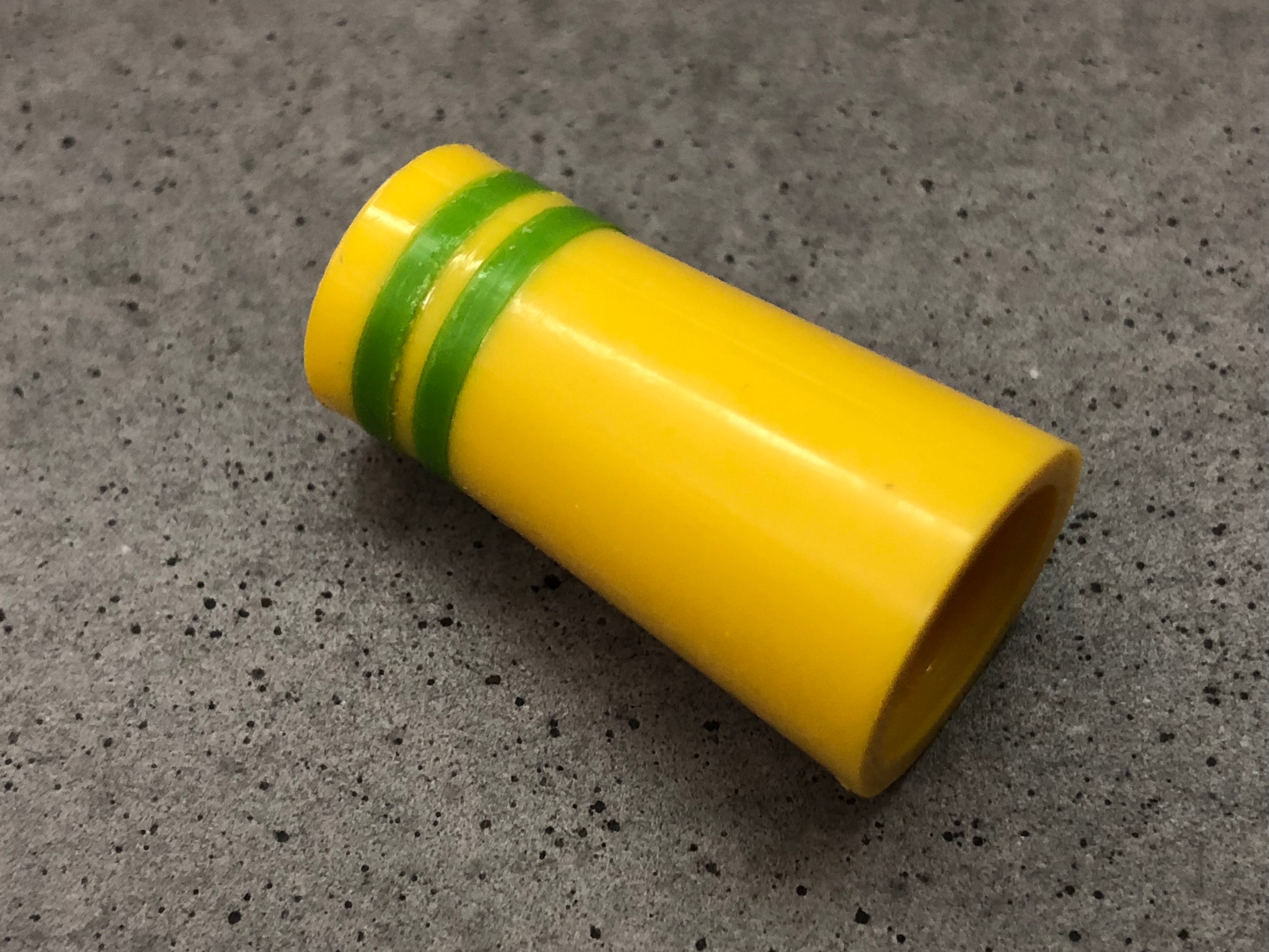 Flat-Top 12 Ferrules Yellow with Double Lime Green Stripes