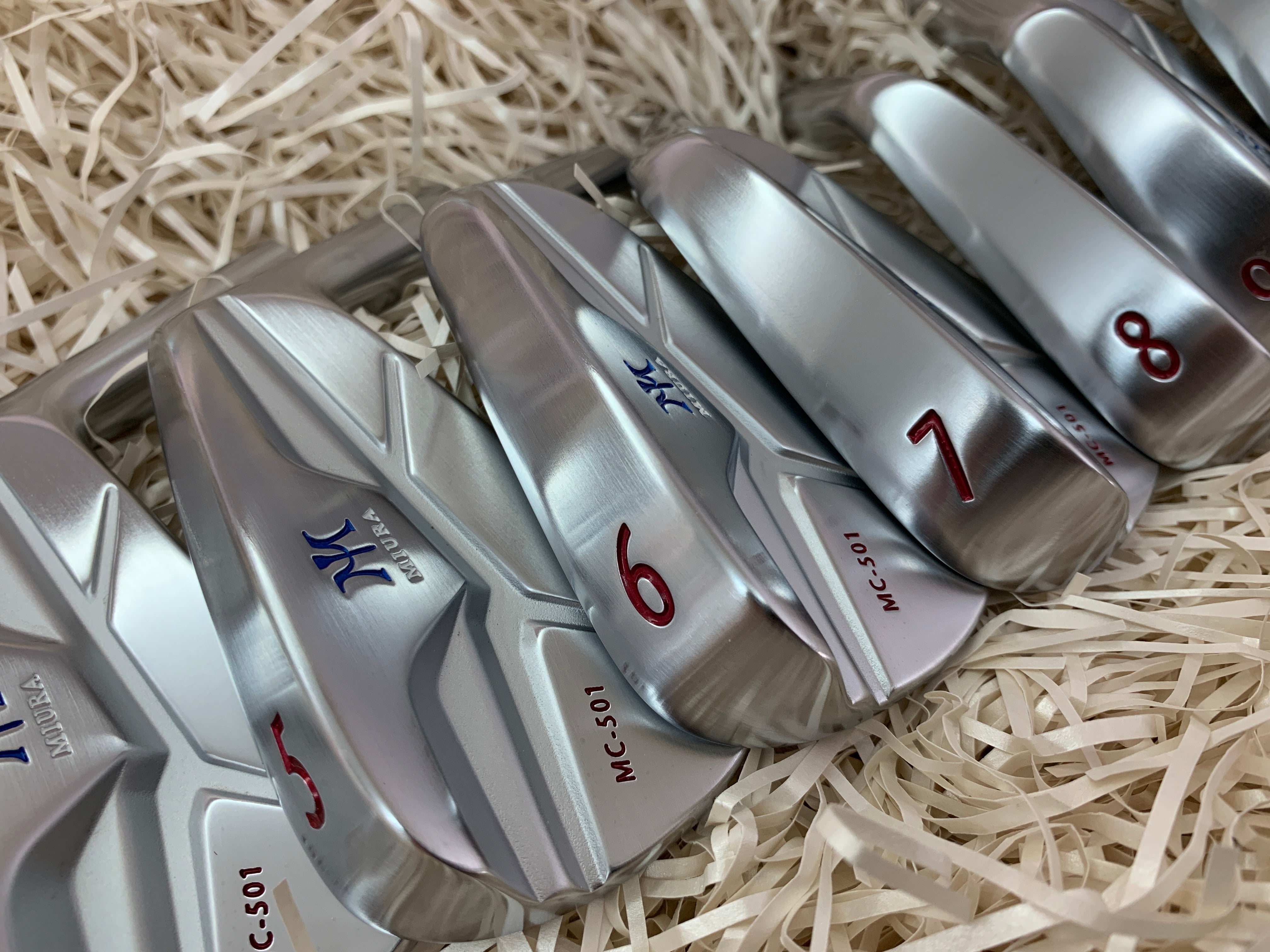 Miura Golf MC-501 Irons Red White Blue Paint Fill